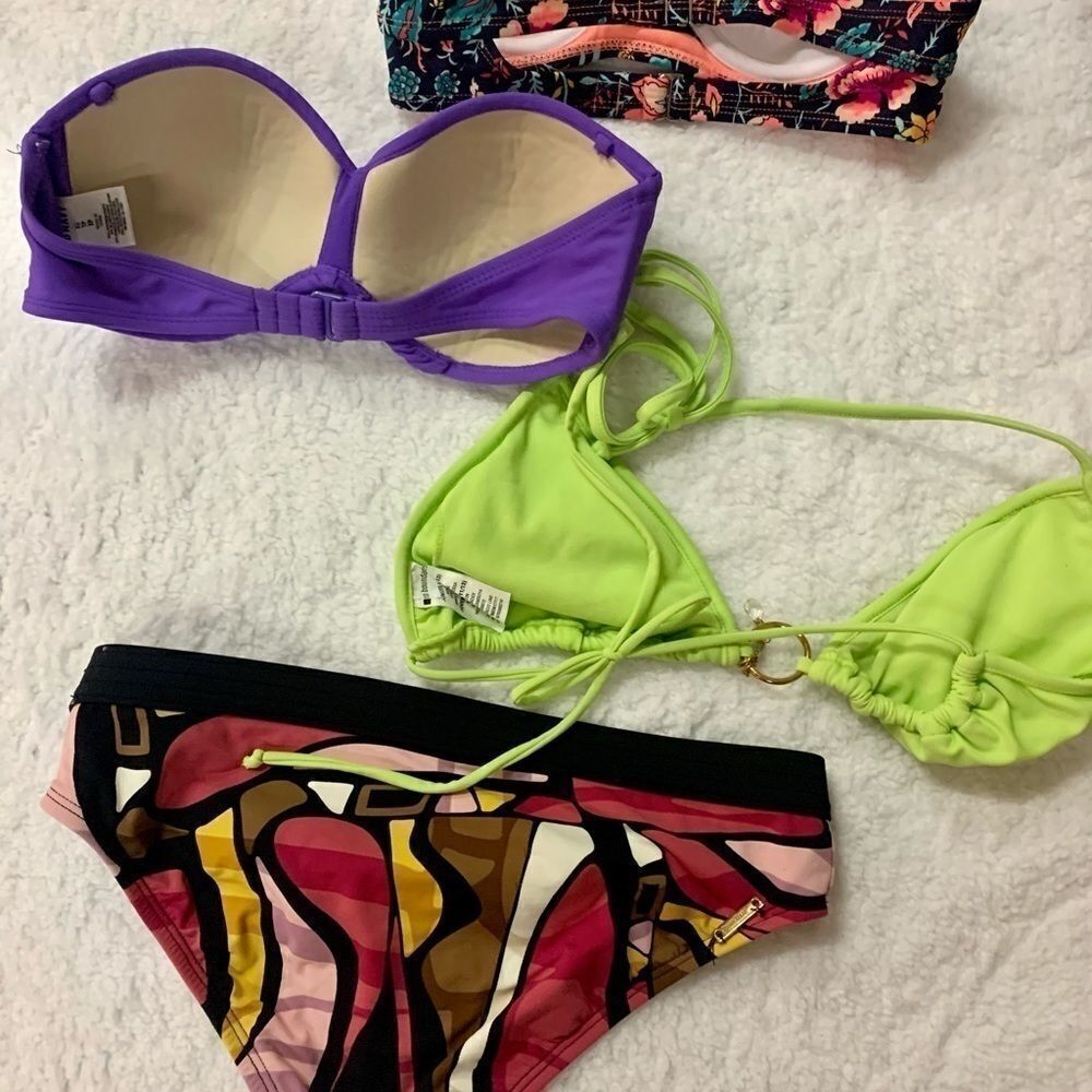 Bikinis   - Picture 12 of 12